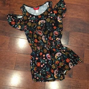 1st Kiss Girl Romper Black Floral Size 14/16